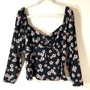 2/$35 ASOS Sweetheart Neckline Floral Peasant Blouse